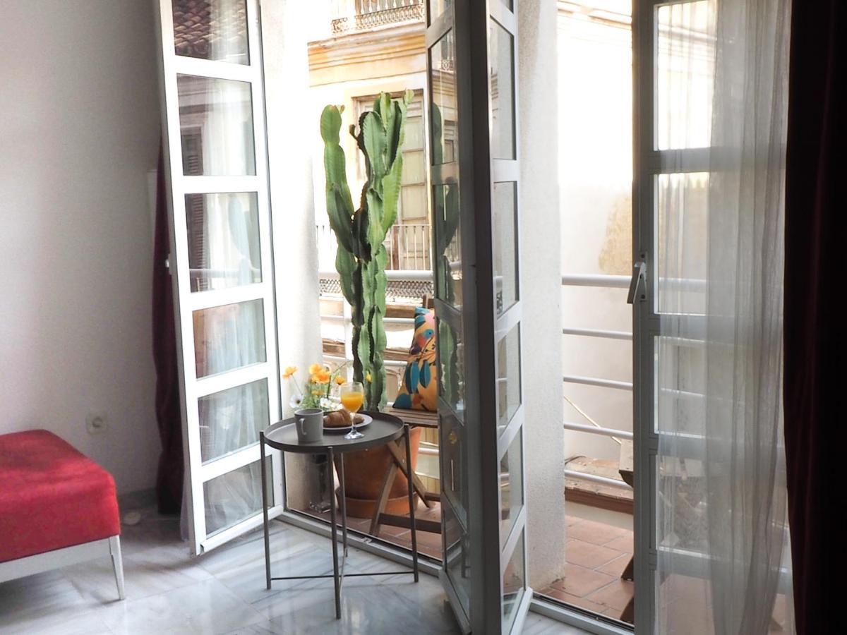 Ollerias Roomalaga By Bossh Apartments Bagian luar foto