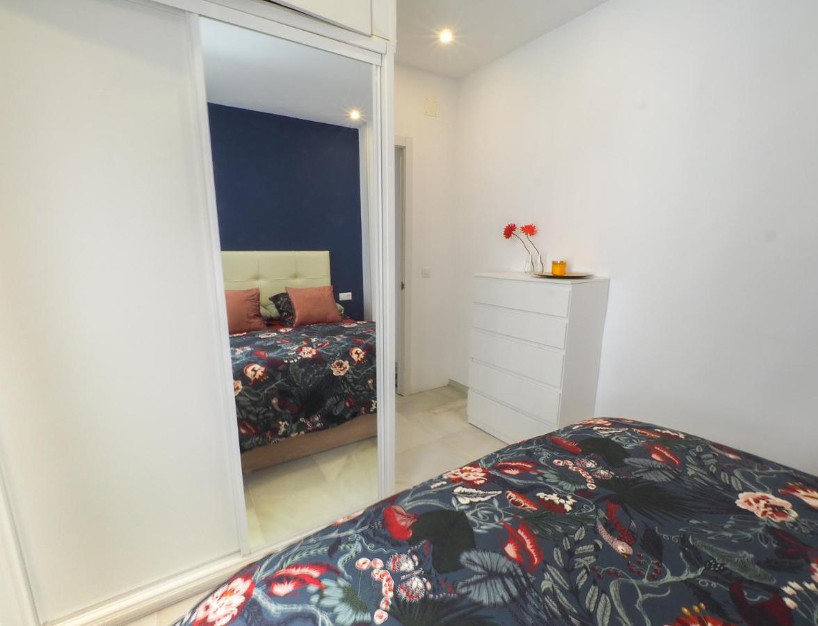 Ollerias Roomalaga By Bossh Apartments Bagian luar foto