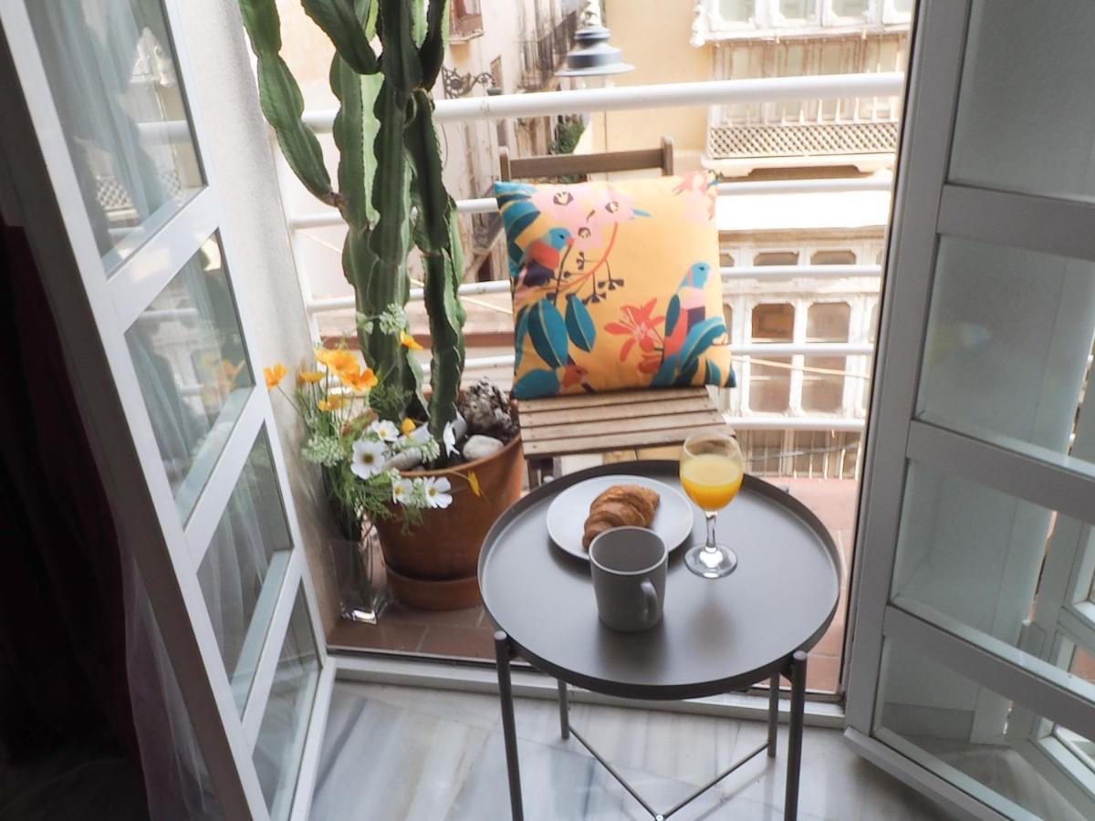 Ollerias Roomalaga By Bossh Apartments Bagian luar foto